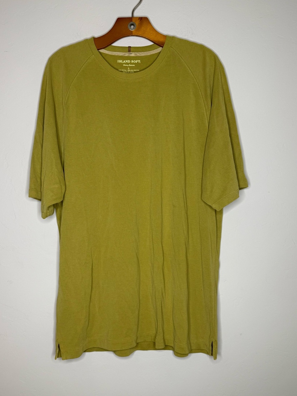 Tommy Bahama island soft ribbed tshirt size large modal blend size large beach